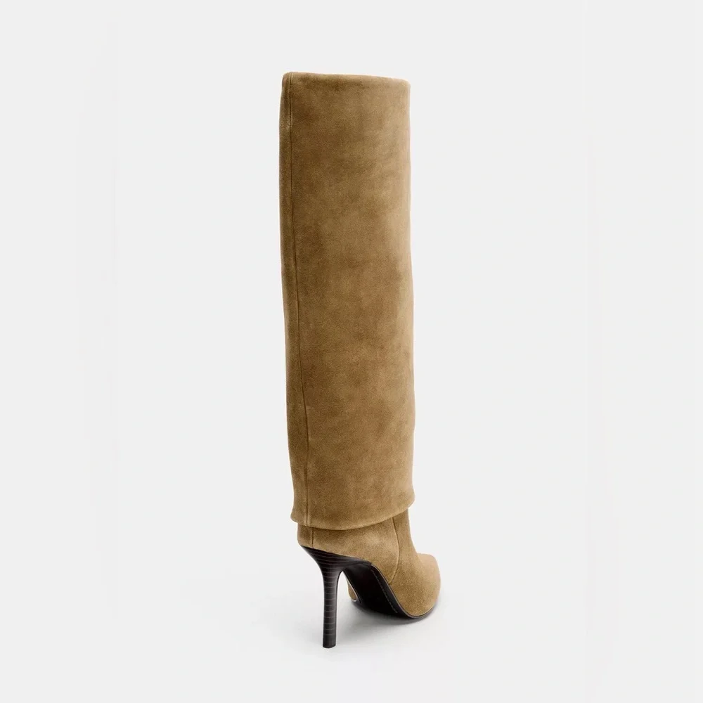 Zara Split suede tan heeled boots. High leg pull on stiletto heel. Pointed toe. - Picture 6 of 7